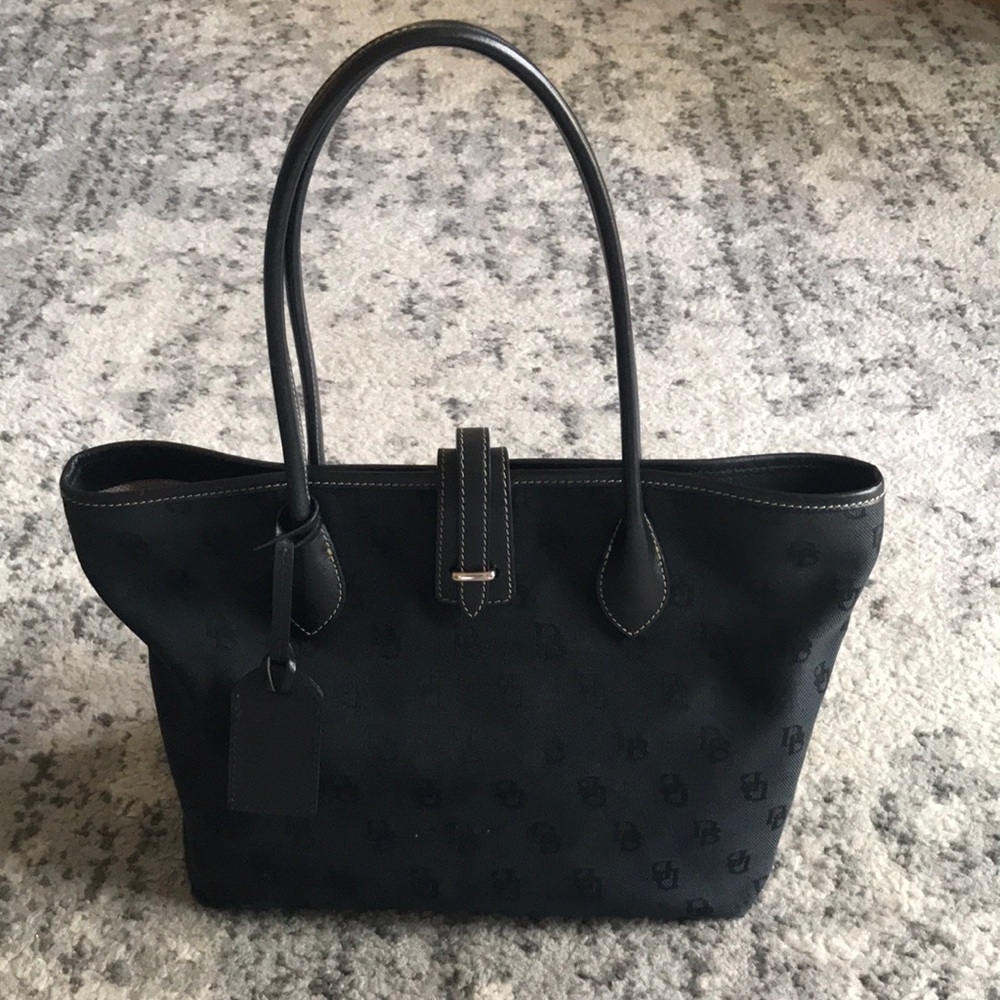 Dooney & Bourke Black Shoulder Bag Purse